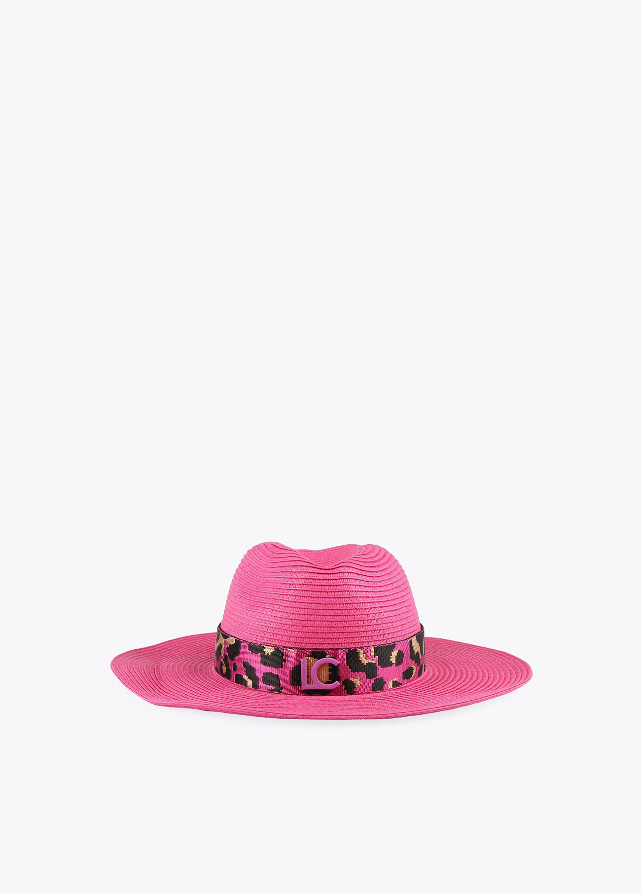 Sombrero de Lola Casademunt fucsia con cinta leopardo