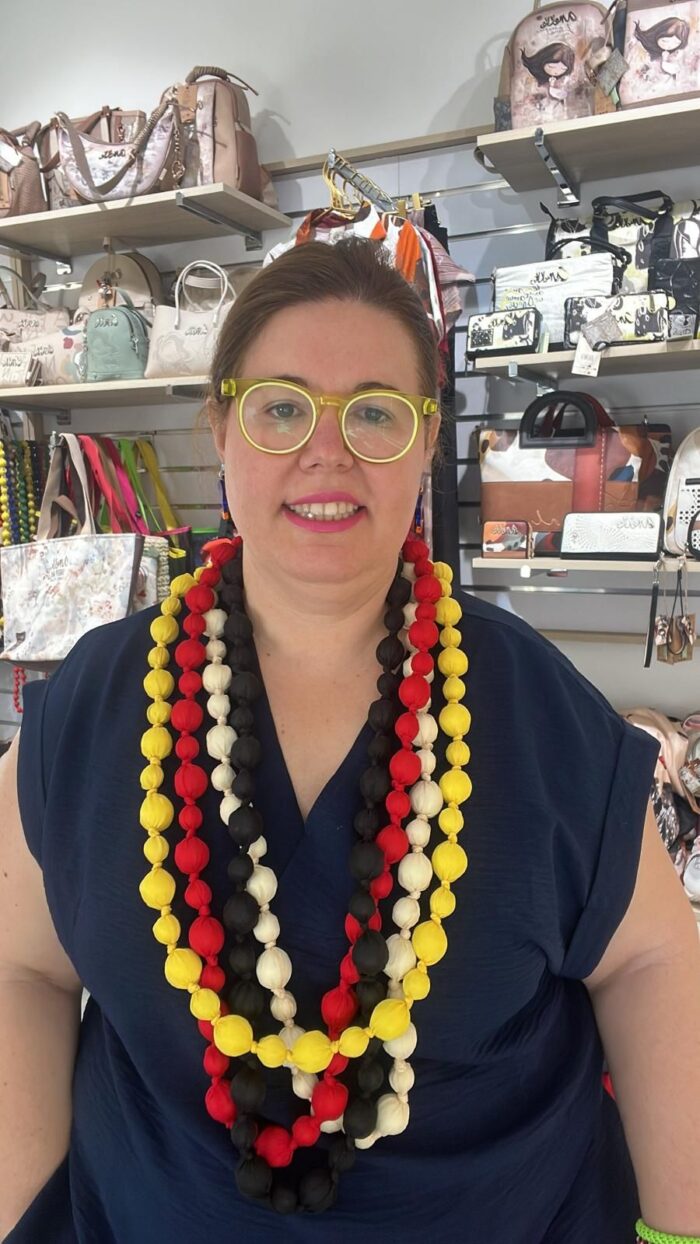 Collar de bolas forradas 110cm