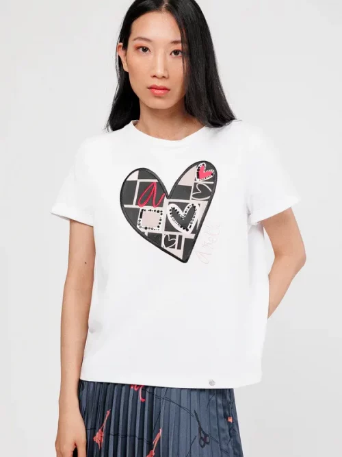 Camiseta Anekke manga corta corazón