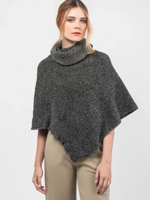 Poncho cuello alto azul